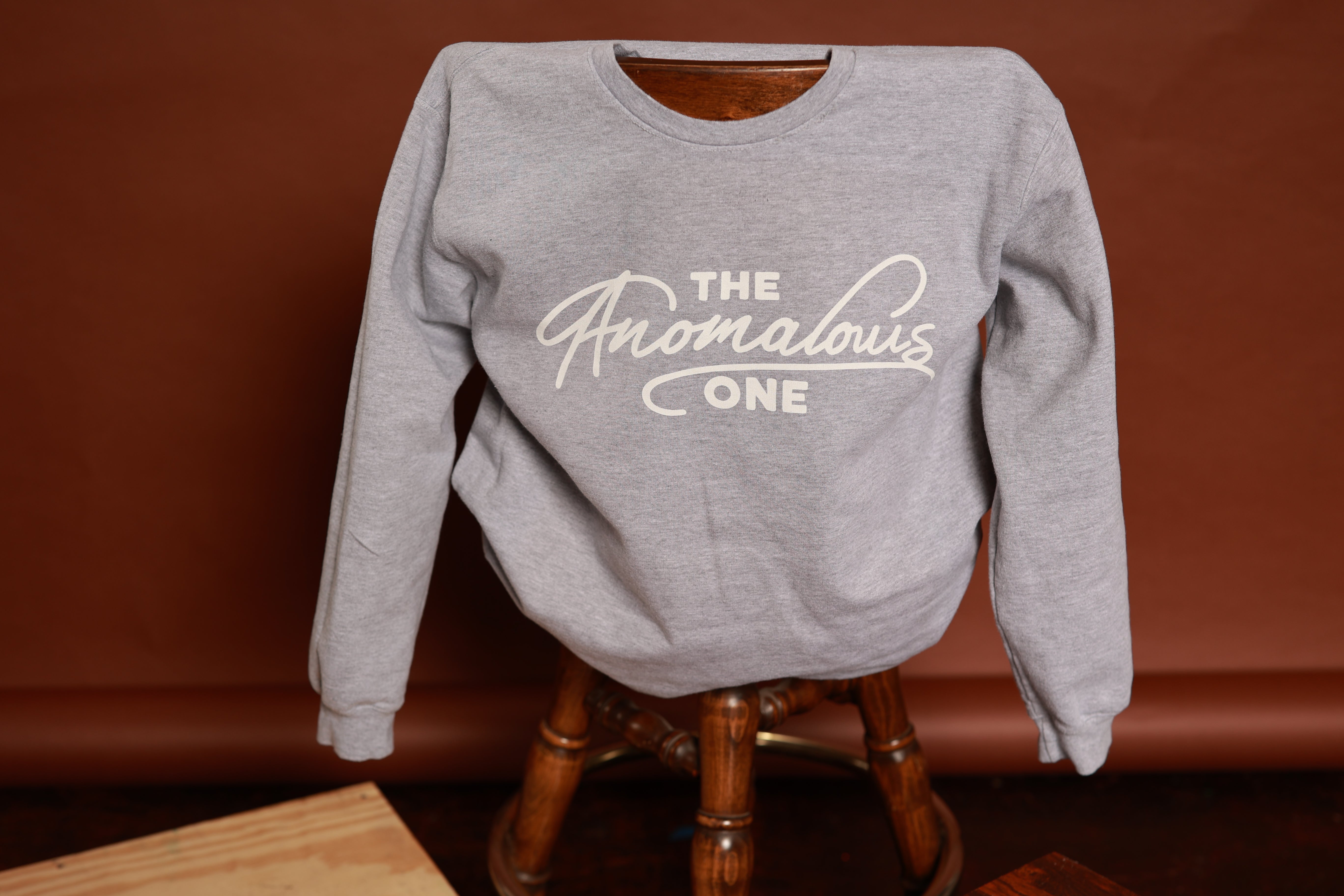 THE ANOMALOUS ONE CREWNECK - HEATHER GRAY